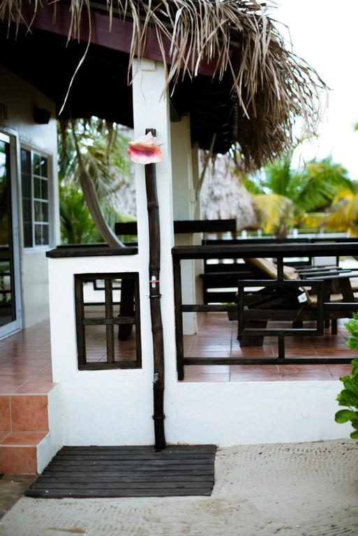 Caribbean Beach Cabanas Placencia Room photo
